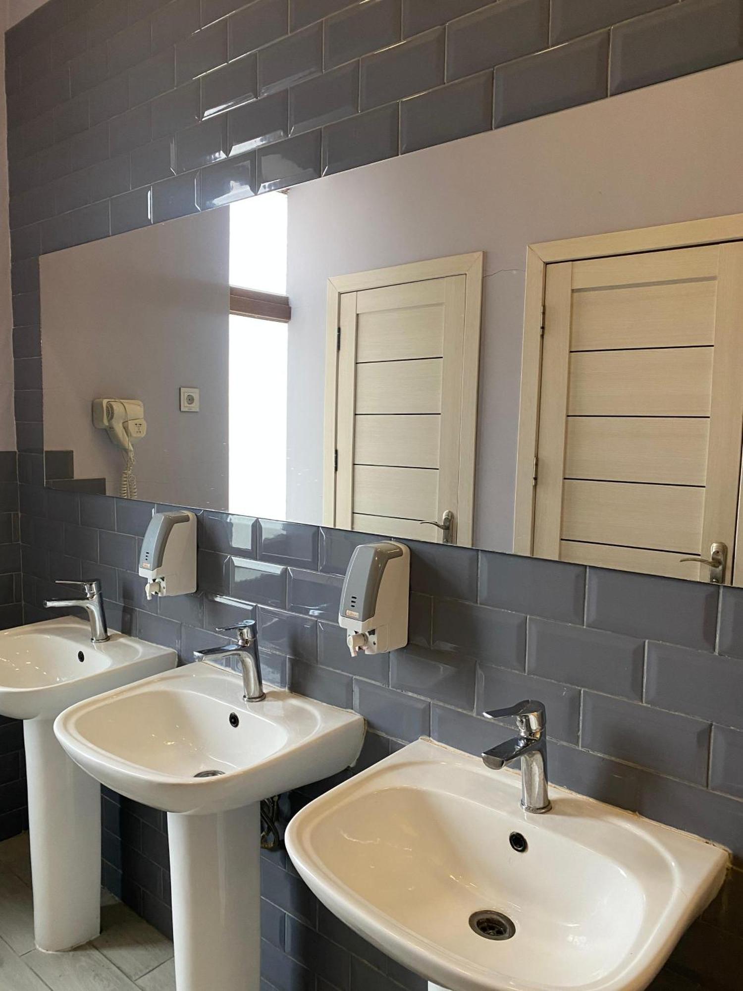Central Hostel Şǝki Εξωτερικό φωτογραφία